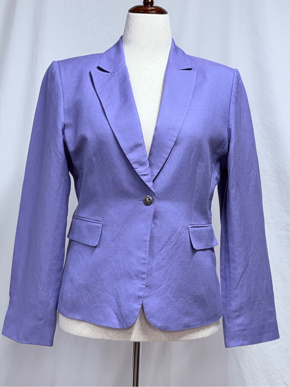 Tailored Linen Lavender Single-Button Blazer